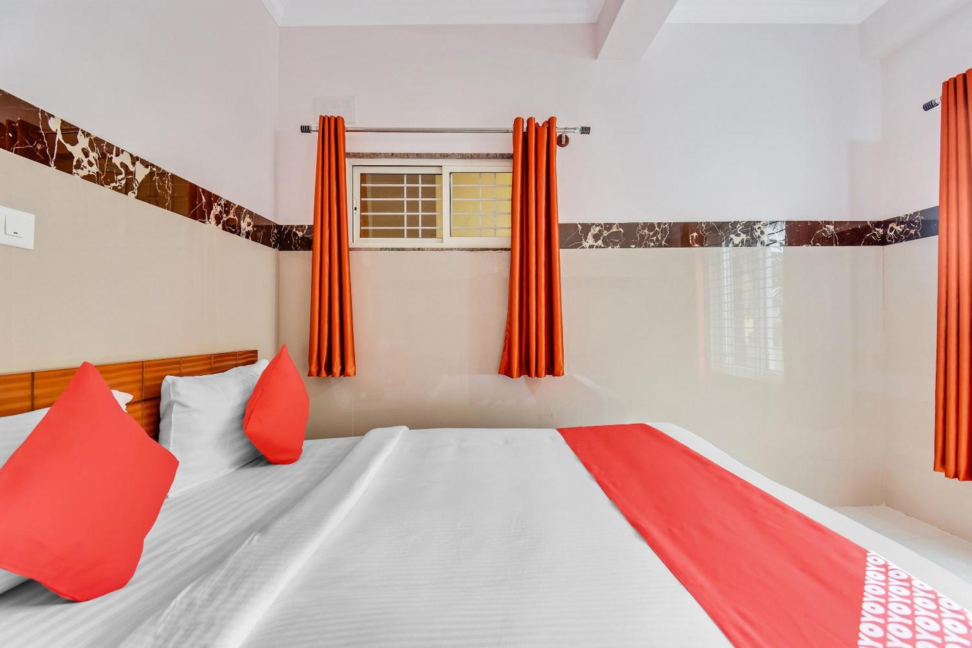 Hotel O Sri Sai Guru Comforts Yelahanka Exterior foto